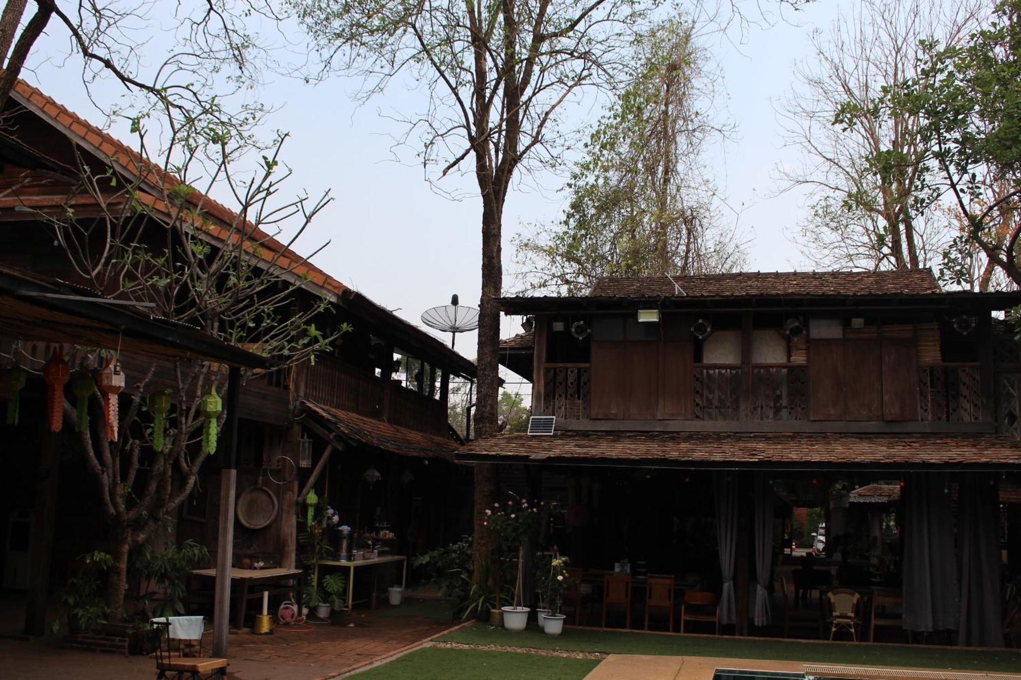 Capital O 75421 Baan Singkham Boutique Resort Csiangmaj Kültér fotó