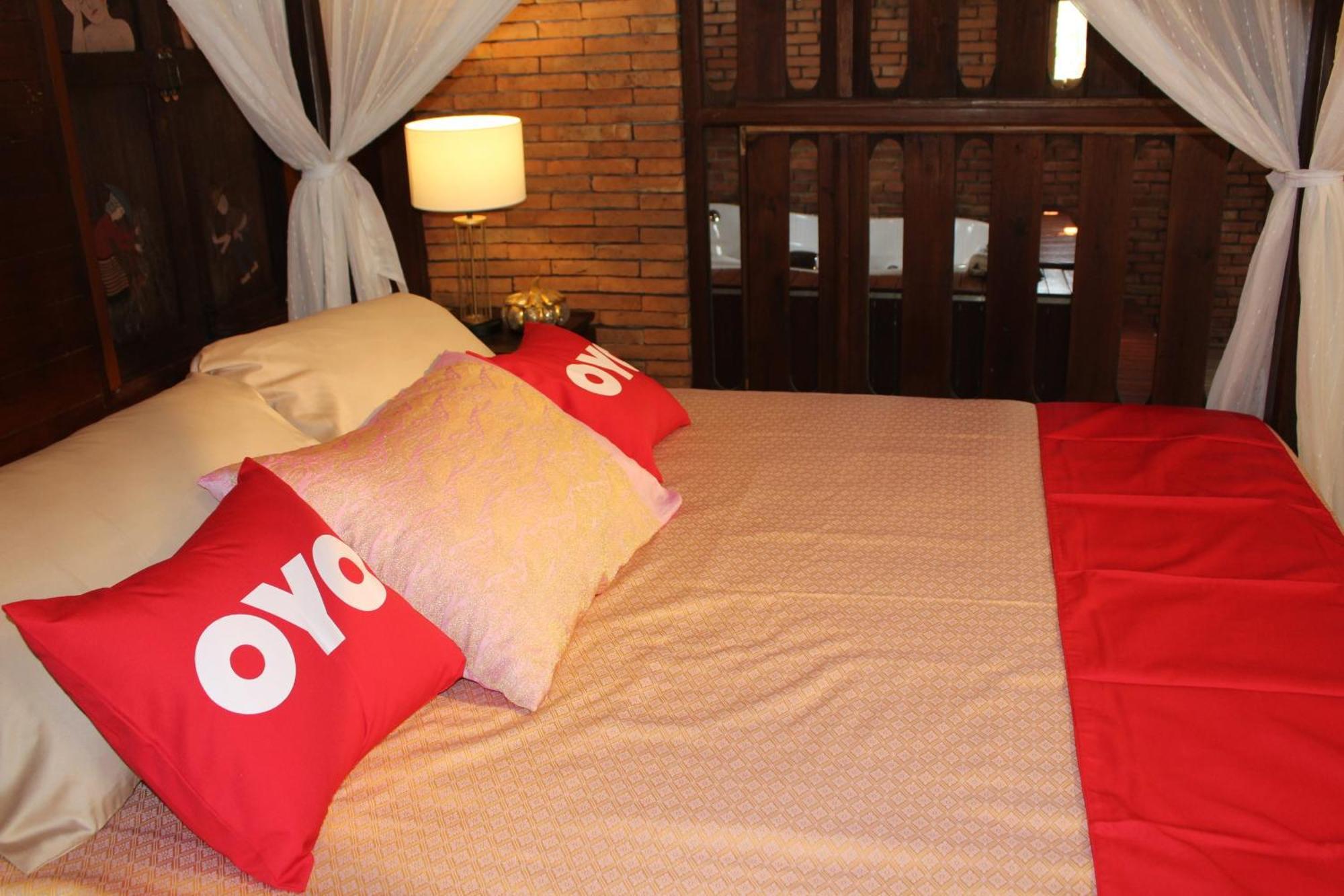 Capital O 75421 Baan Singkham Boutique Resort Csiangmaj Kültér fotó